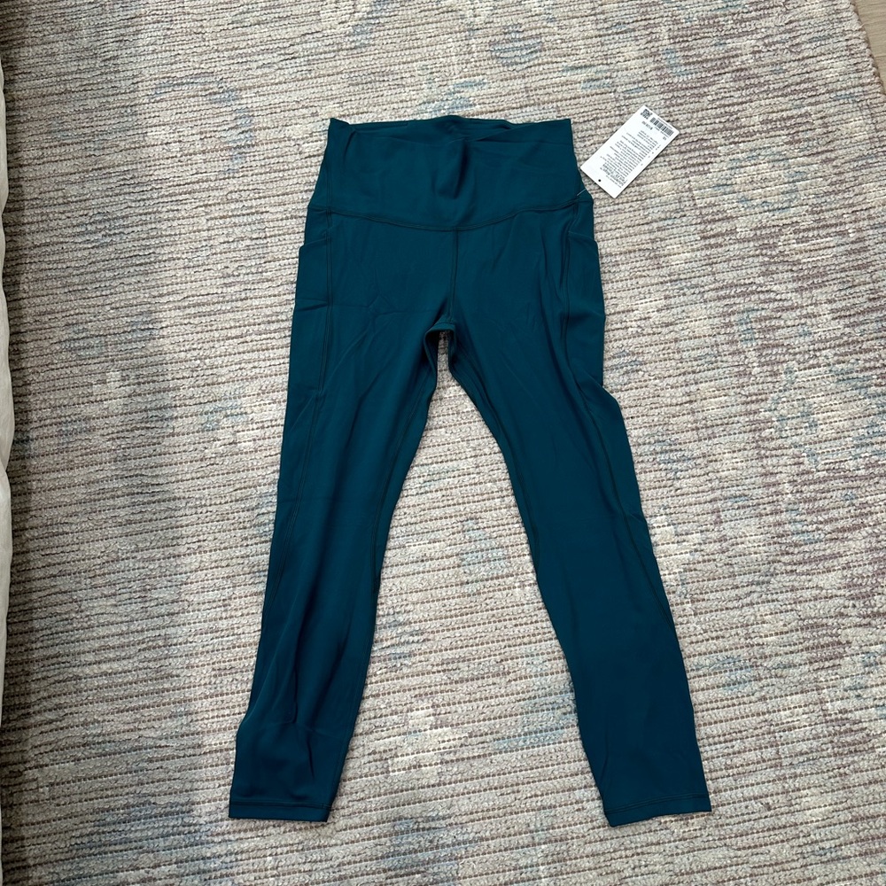 Lululemon NWT Align with pockets
